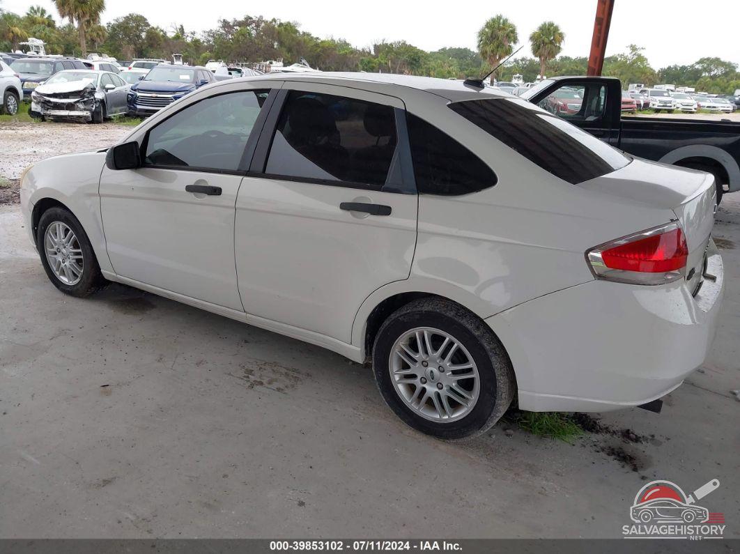 1FAHP35N29W137798 2009 FORD FOCUS photo no. 3
