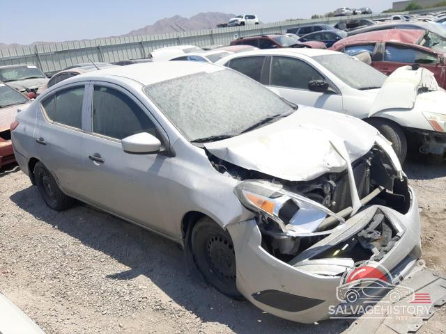 3N1CN7AP4JL839868 2018 NISSAN VERSA photo no. 4
