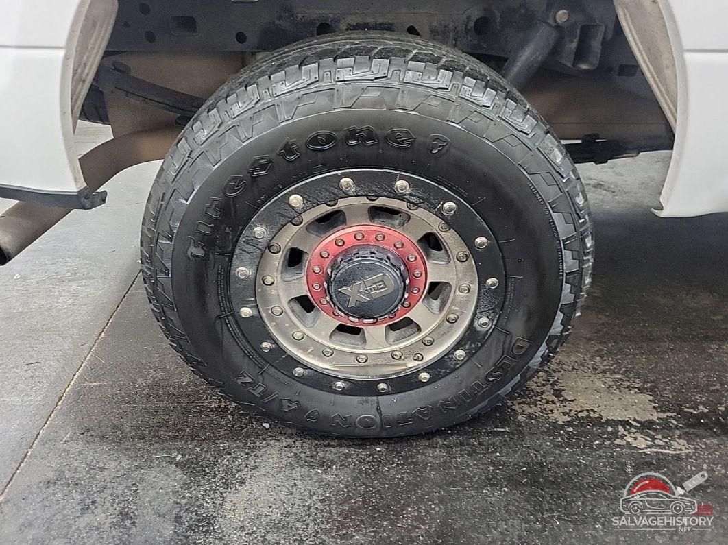 1FTFX1E52KKC55725 2019 FORD F-150 photo no. 2