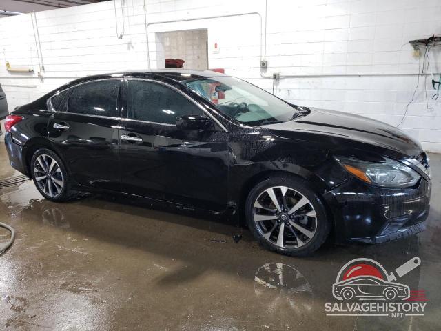 1N4AL3AP5GC168319 2016 NISSAN ALTIMA photo no. 4