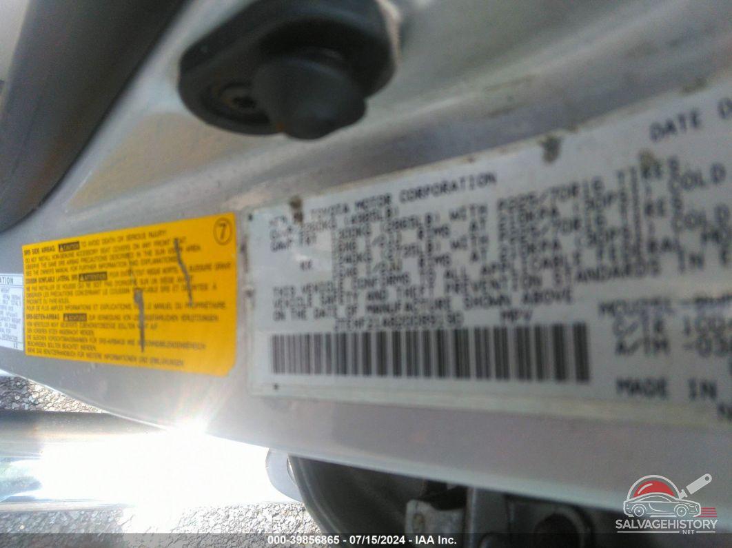 JTEHF21A820089190 2002 TOYOTA HIGHLANDER photo no. 9