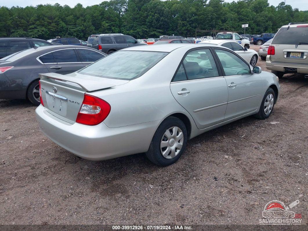 JTDBE32K330227018 2003 TOYOTA CAMRY photo no. 4