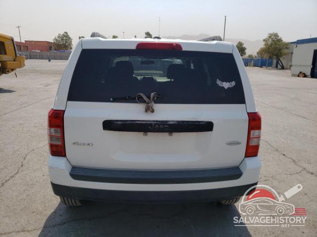 1J4NF1GBXBD216462 2011 JEEP PATRIOT photo no. 6