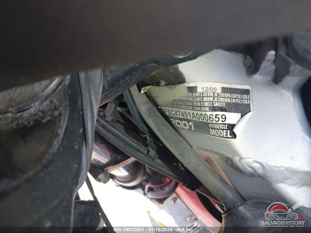 1HFSC47491A000659 2001 HONDA GL1800 photo no. 10