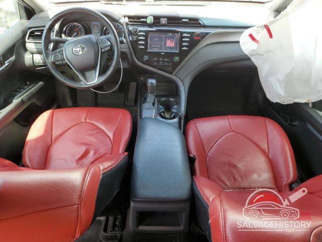 4T1G11AK9LU318841 2020 TOYOTA CAMRY photo no. 8