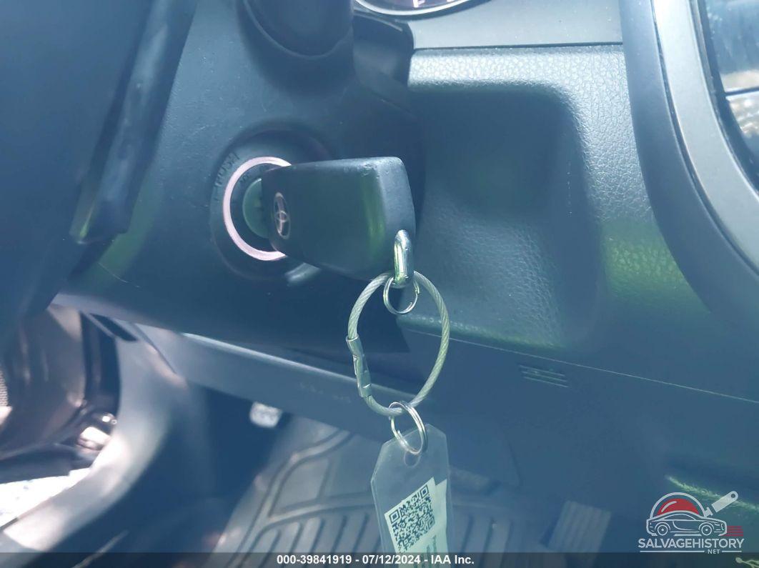 4T1G11AK4MU602475 2021 TOYOTA CAMRY photo no. 11