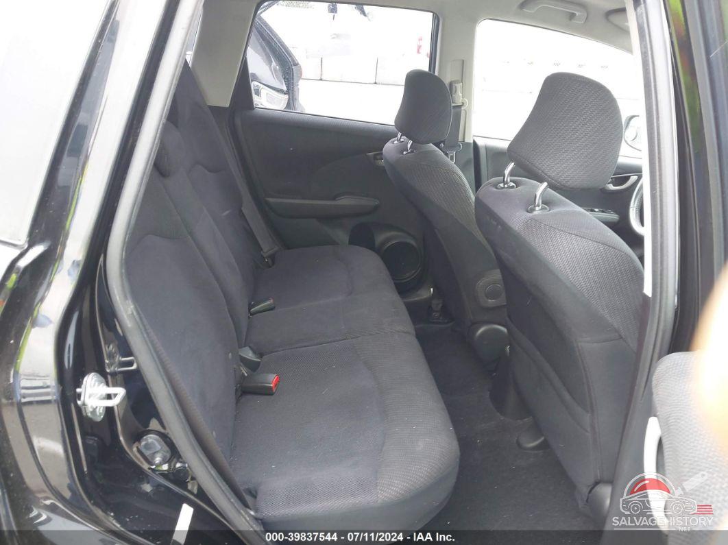 JHMGE8H52DC046334 2013 HONDA FIT photo no. 8