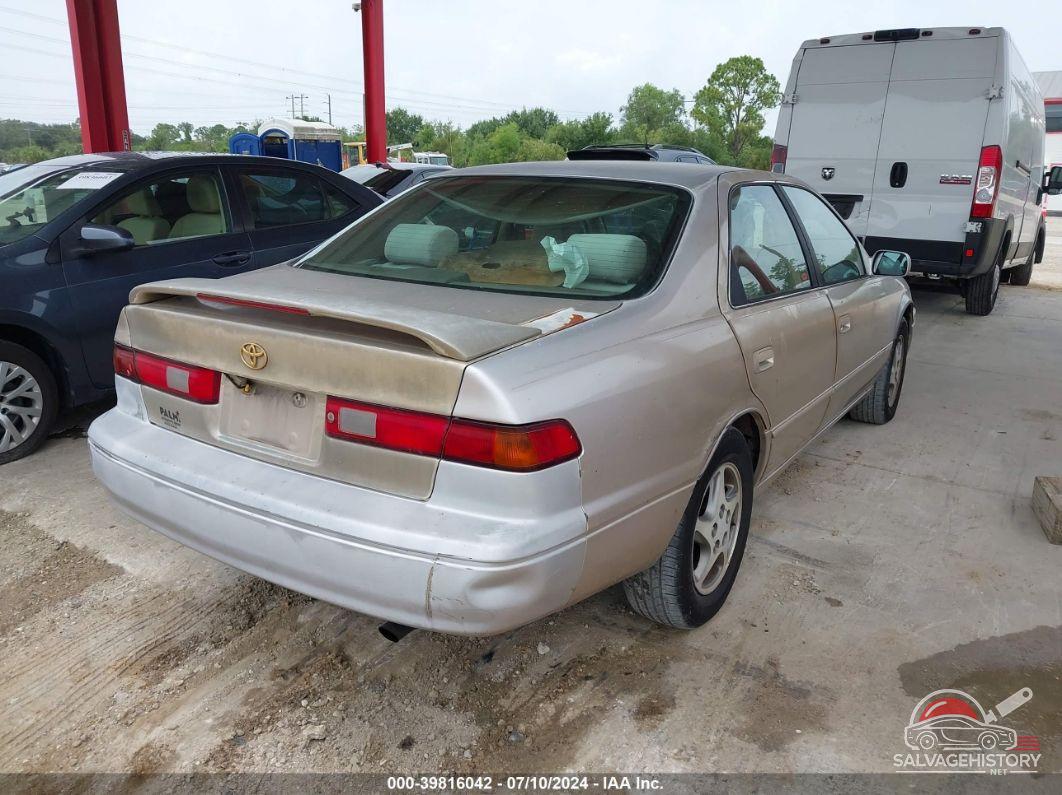 4T1BF22KXVU912972 1997 TOYOTA CAMRY photo no. 4