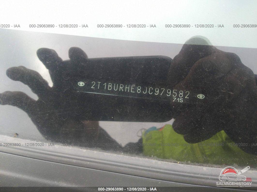 2T1BURHE8JC979582 2018 TOYOTA COROLLA photo no. 9