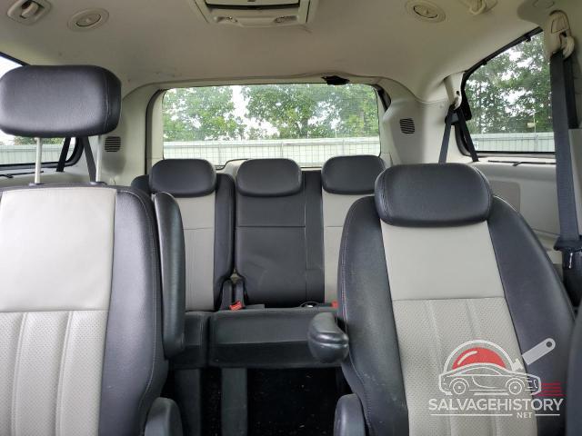2A4RR8DX3AR414703 2010 CHRYSLER MINIVAN photo no. 10