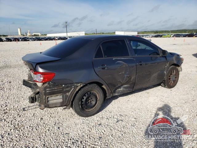 5YFBU4EE9DP209810 2013 TOYOTA COROLLA photo no. 3