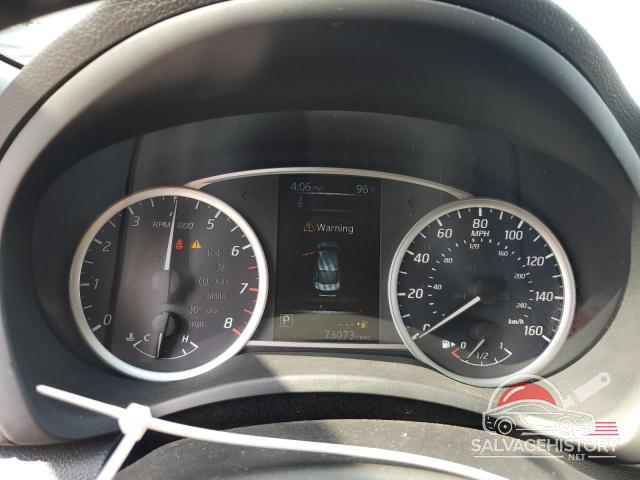 3N1AB7APXJY257941 2018 NISSAN SENTRA photo no. 9