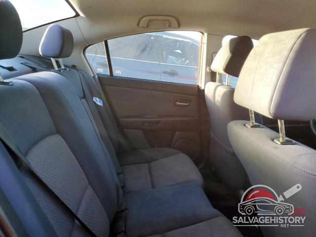 JM1BK12F651265064 2005 MAZDA 3 photo no. 10