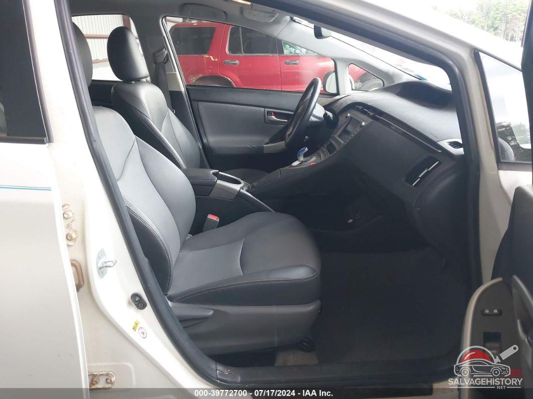 JTDKN3DU2F1967835 2015 TOYOTA PRIUS photo no. 5