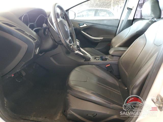 1FADP3K2XEL219279 2014 FORD FOCUS photo no. 7