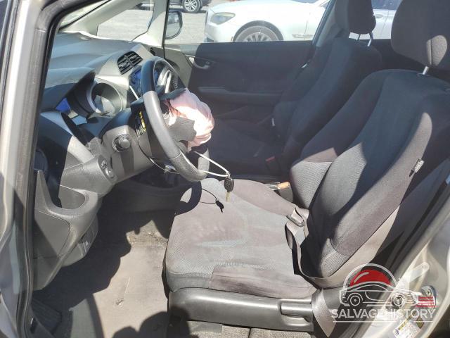 JHMGE8H56BC026276 2011 HONDA FIT photo no. 7