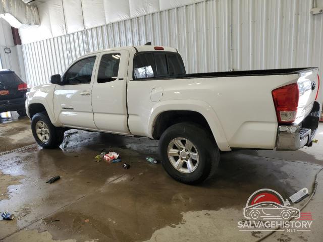 5TFSZ5AN4GX008903 2016 TOYOTA TACOMA photo no. 2