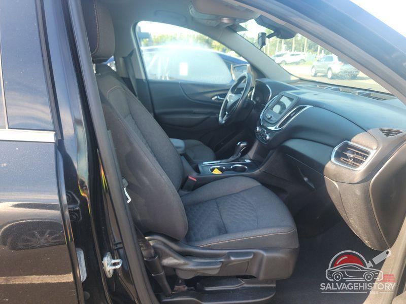 2GNAXTEV2K6258088 2019 CHEVROLET EQUINOX photo no. 2