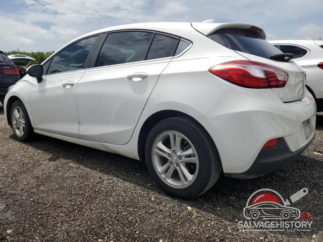 3G1BE6SM9JS606705 2018 CHEVROLET CRUZE photo no. 2