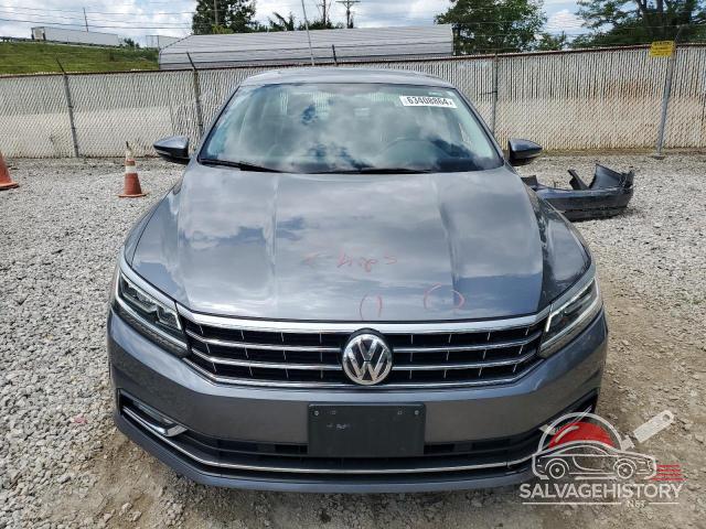 1VWGT7A38HC069565 2017 VOLKSWAGEN PASSAT photo no. 5