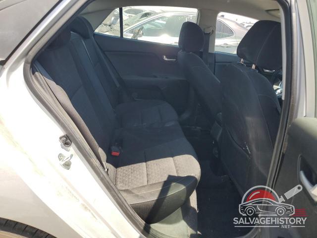 3KPA24ABXKE198747 2019 KIA RIO photo no. 10