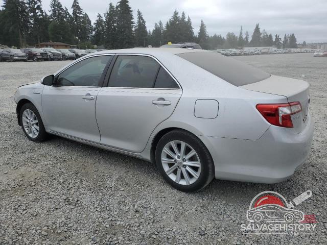 4T1BD1FK0CU059196 2012 TOYOTA CAMRY photo no. 2