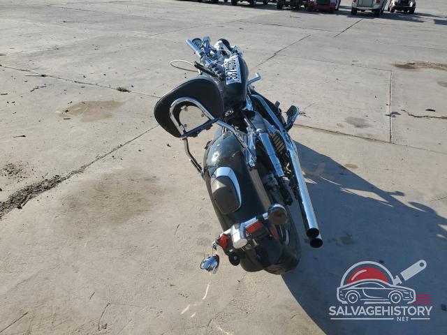 1HFSC4300YA003608 2000 HONDA VT CYCLE photo no. 4