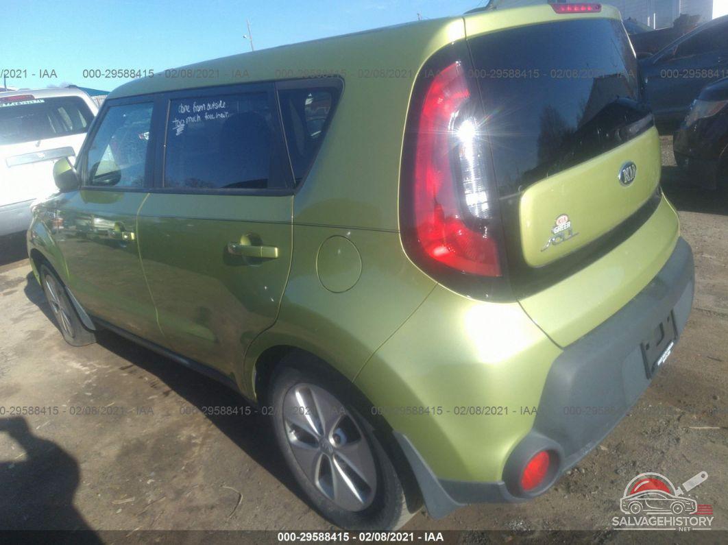 KNDJN2A27G7872338 2016 KIA SOUL photo no. 3