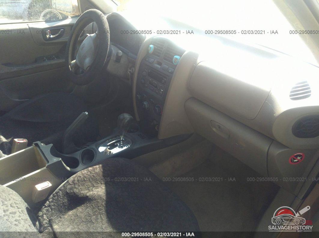 KM8SC13D84U730446 2004 HYUNDAI SANTA FE photo no. 5