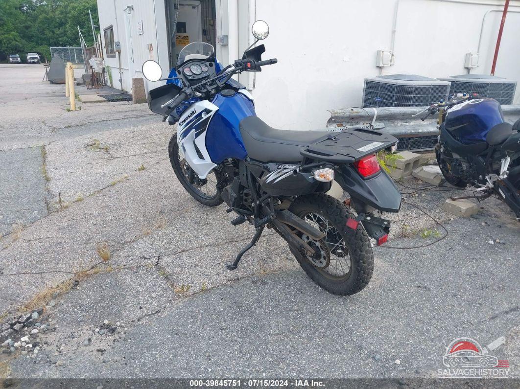 JKAKLEE11CDA44582 2012 KAWASAKI KL650 photo no. 3