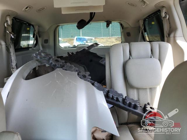 2A4RR8DG9BR780425 2011 CHRYSLER MINIVAN photo no. 10