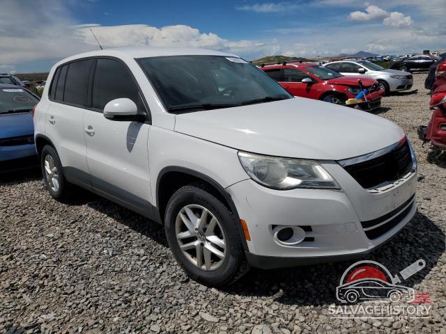 WVGBV7AX7BW001267 2011 VOLKSWAGEN TIGUAN photo no. 4