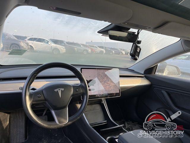 5YJ3E1EB5KF193488 2019 TESLA MODEL 3 photo no. 4