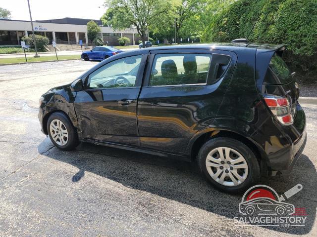 1G1JG6SB8L4127411 2020 CHEVROLET SONIC photo no. 2