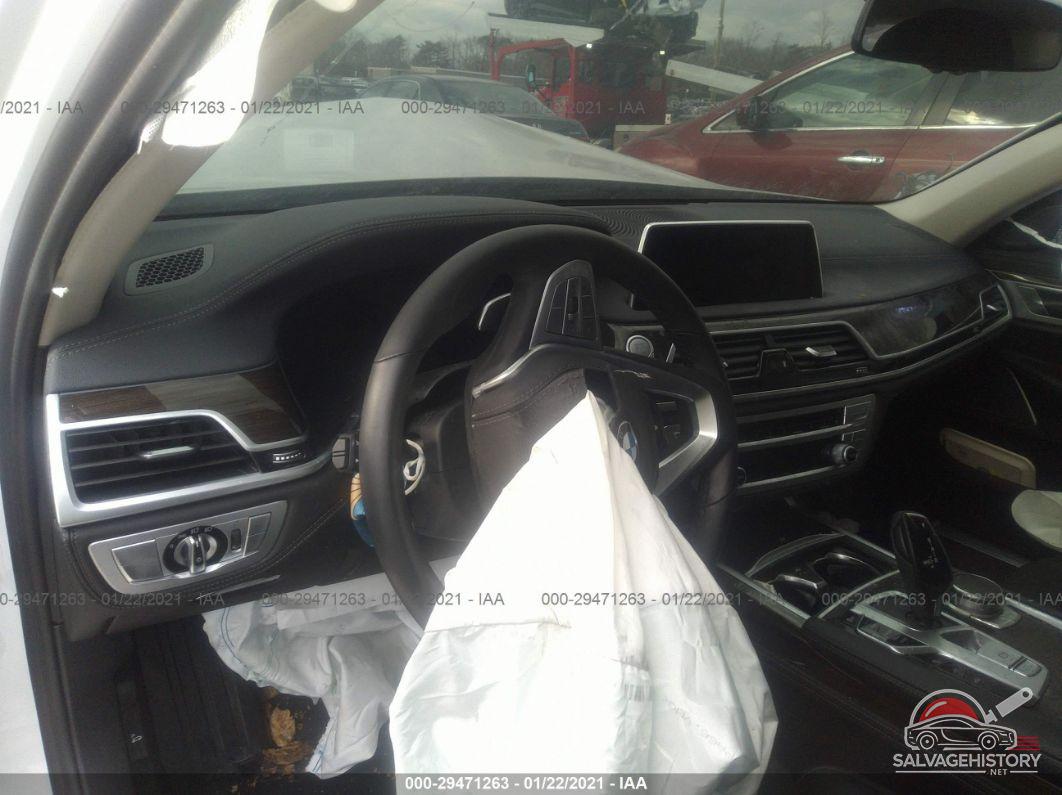 WBA7T2C07LCE07684 2020 BMW 7 SERIES photo no. 5