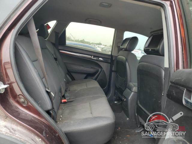 5XYKT3A1XDG320662 2013 KIA SORENTO photo no. 11