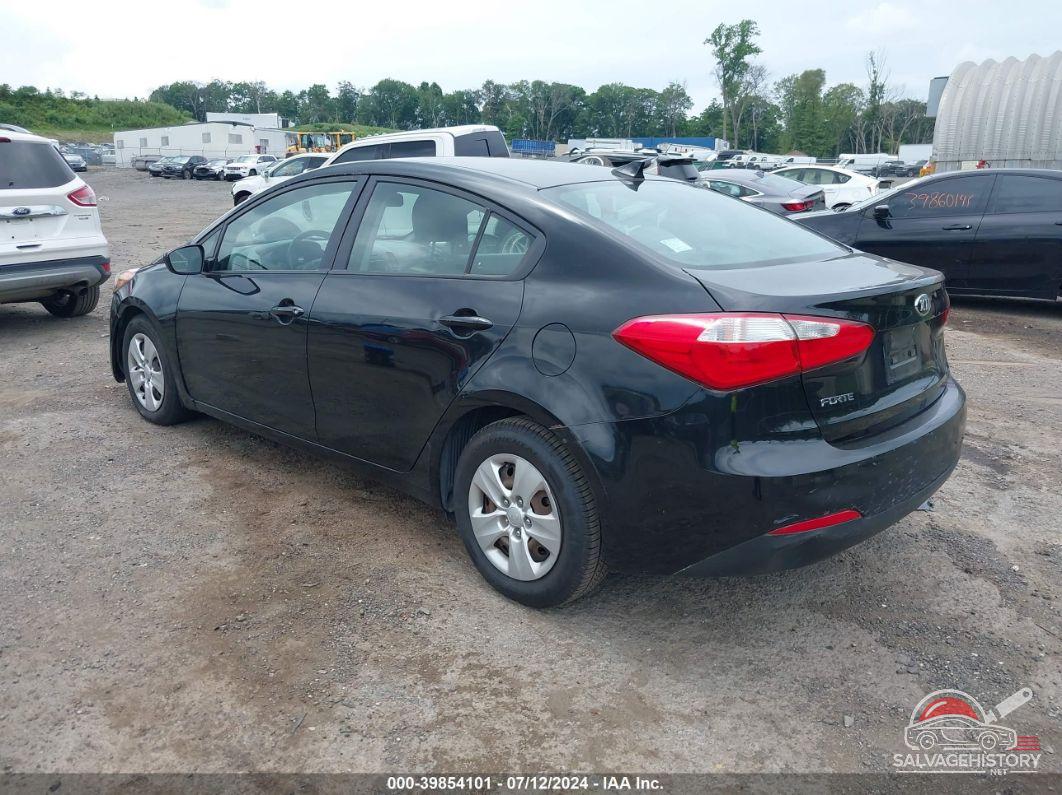 KNAFK4A63G5538071 2016 KIA FORTE photo no. 3