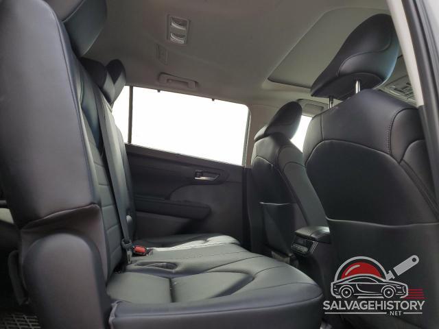 5TDKDRBH9PS031548 2023 TOYOTA HIGHLANDER photo no. 10