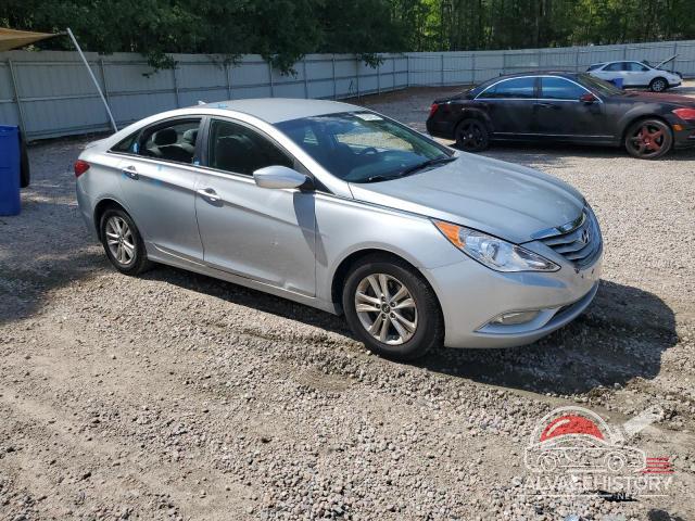 5NPEB4AC2DH597208 2013 HYUNDAI SONATA photo no. 4