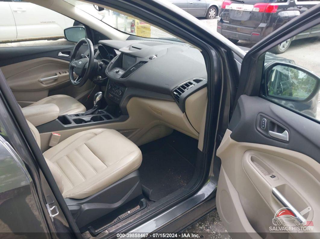 1FMCU9HDXJUB01694 2018 FORD ESCAPE photo no. 5