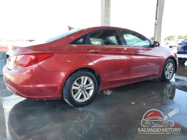 5NPEB4AC8BH263620 2011 HYUNDAI SONATA photo no. 3