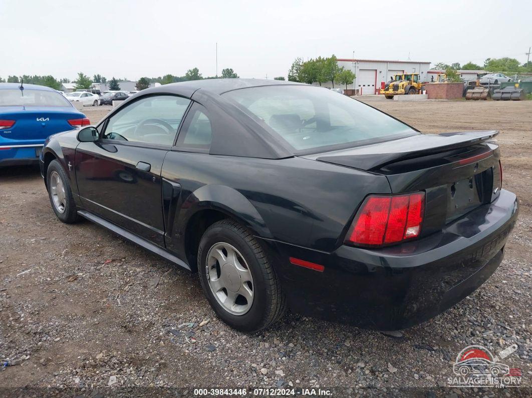 1FAFP4043YF138517 2000 FORD MUSTANG photo no. 3