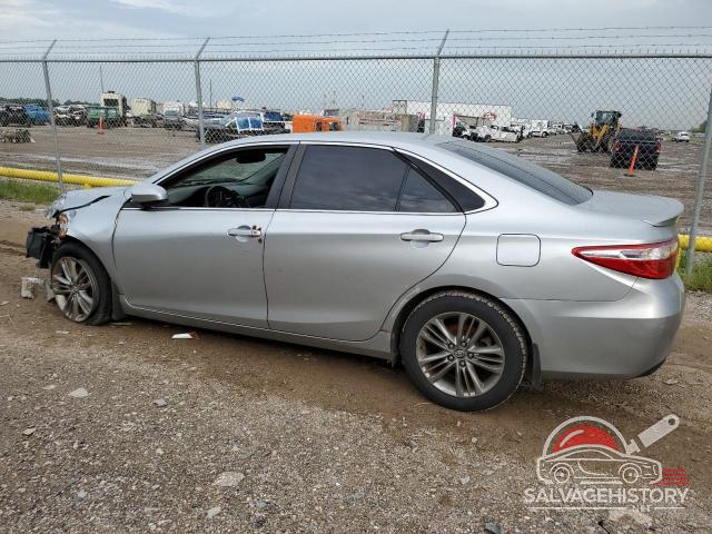 4T1BF1FK4GU265198 2016 TOYOTA CAMRY photo no. 2