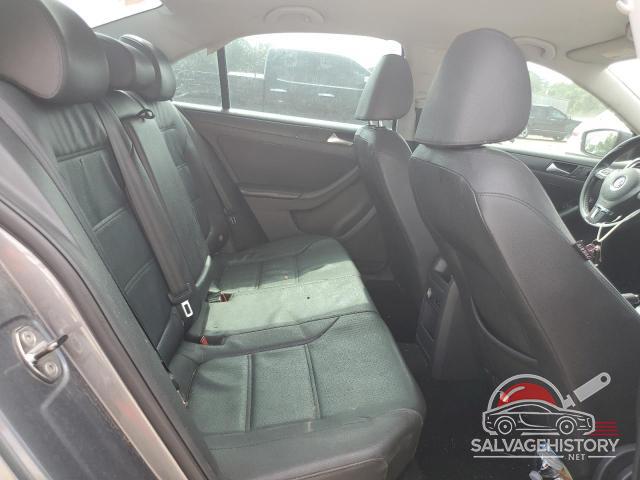 3VWDX7AJ7CM450658 2012 VOLKSWAGEN JETTA photo no. 10