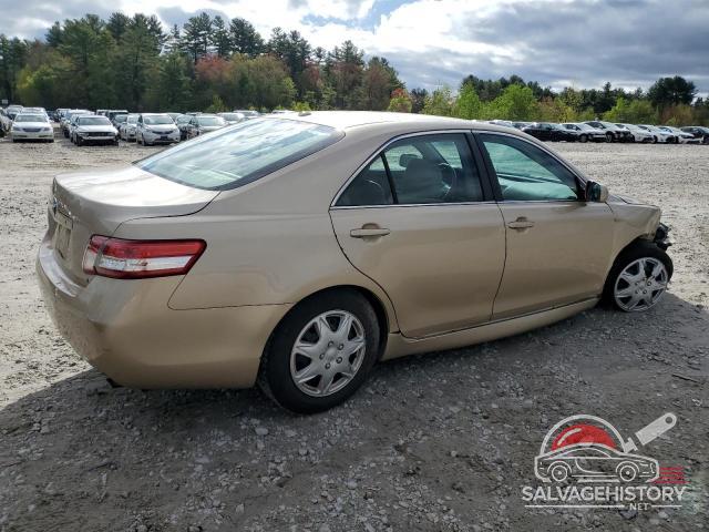 4T4BF3EKXAR049852 2010 TOYOTA CAMRY photo no. 3
