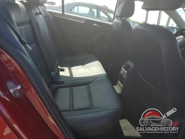 3VWDB7AJXJM258162 2018 VOLKSWAGEN JETTA photo no. 10