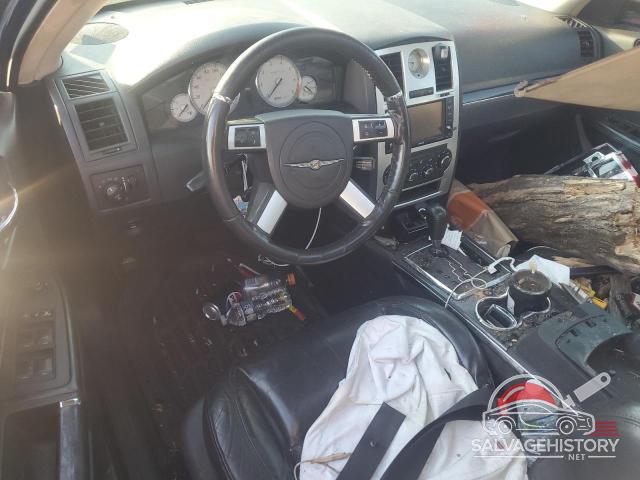 2C3CA7CW1AH273209 2010 CHRYSLER 300 photo no. 8