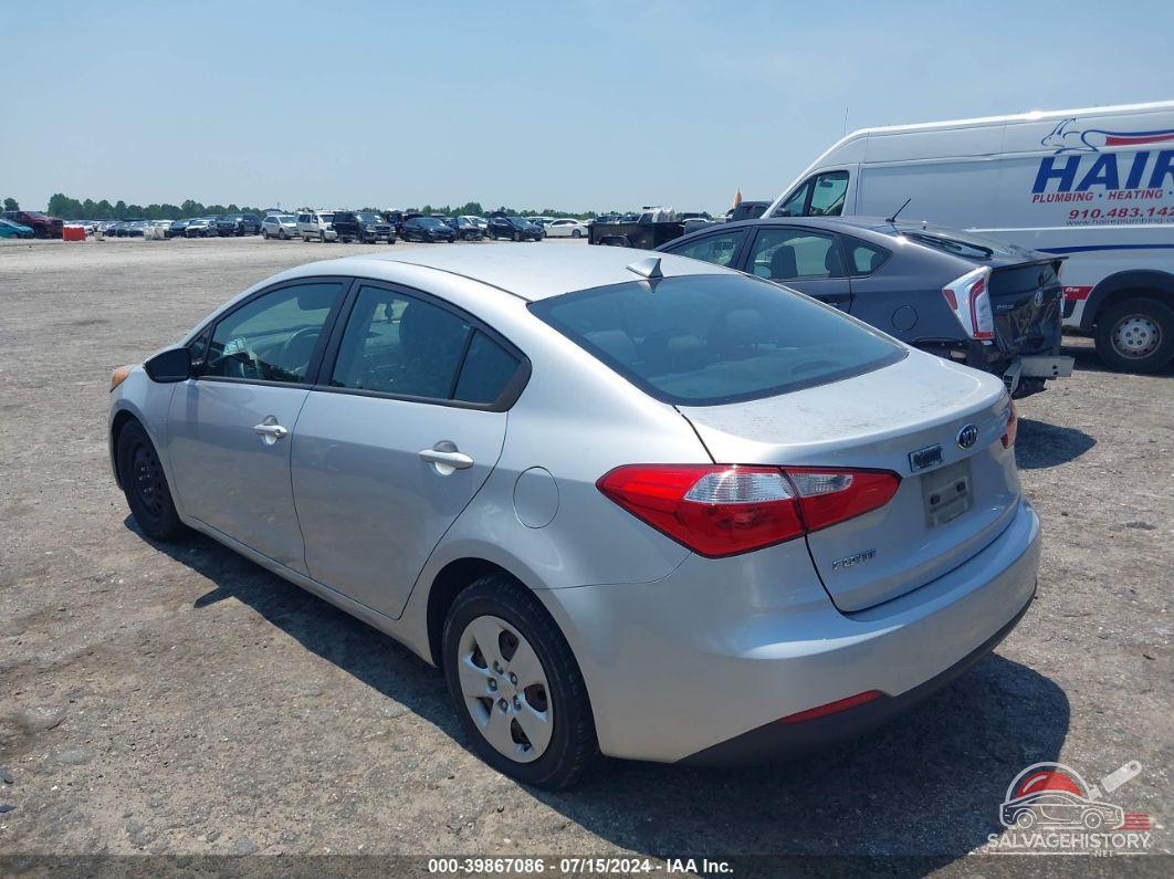 KNAFX4A69G5540263 2016 KIA FORTE photo no. 3