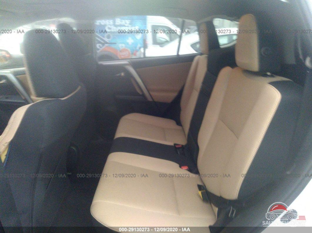 JTMRJREV7JD200560 2018 TOYOTA RAV4 photo no. 8