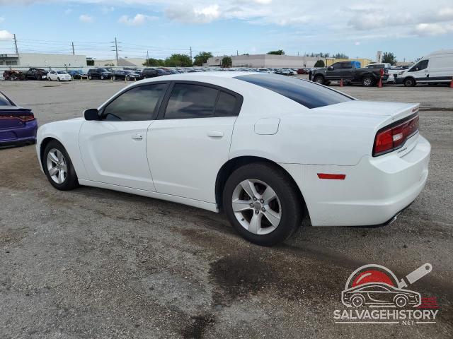 2C3CDXBG8DH624834 2013 DODGE CHARGER SE photo no. 2